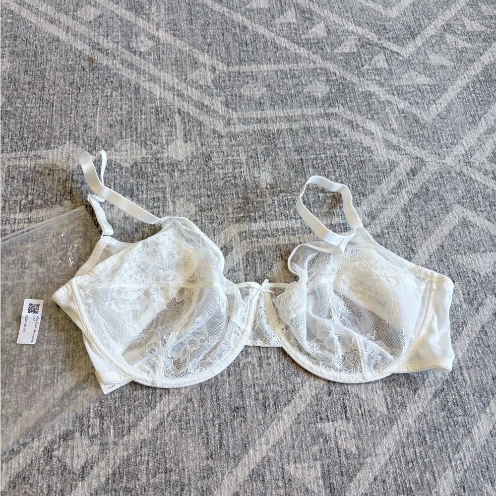 White Lace Underwire Bra - Elegant Women's Intimates—-new
